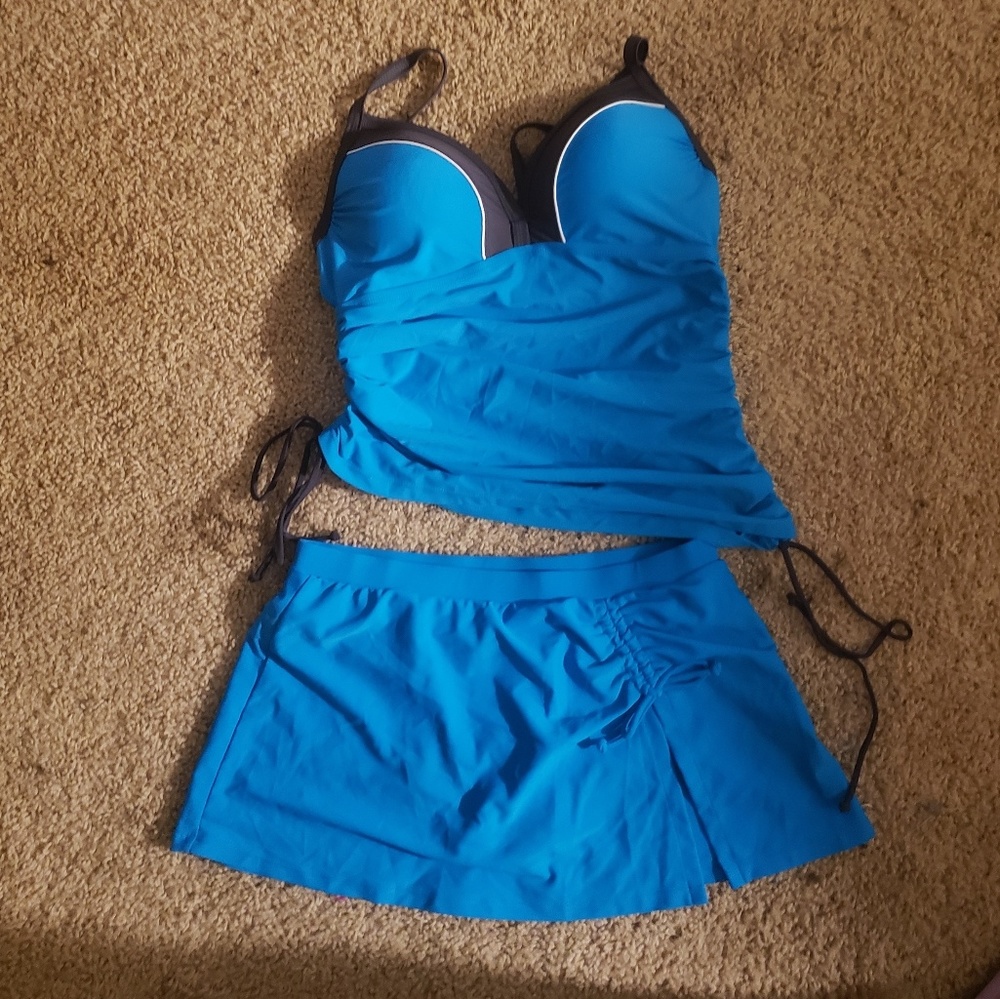 Free Country teal and grey tankini